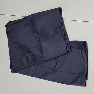 Athleta XL blue Capri length leggings